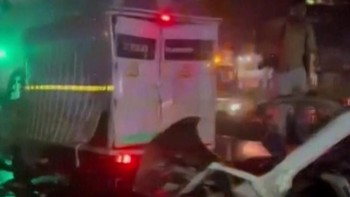 Detik-detik usai Mobil Meledak di New Delhi India, 13 Orang Tewas