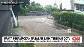 VIDEO: Upaya Perampokan Nasabah Bank Terekam CCTV