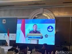 Wamendikdasmen Fajar: Anak Muda Kecanduan Medsos, Tak Percaya Teman Sebaya