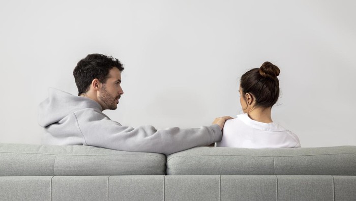 3 Alasan Kenapa Orang yang Kamu Kejar Justru Menjauh