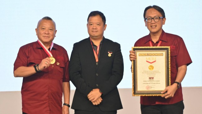 Puncak perayaan Hari Ritel Nasional 2025 mengusung tema kolaborasi ritel dan UMKM serta menghadirkan diskusi panel dan pelatihan dalam memperkuat daya saing.