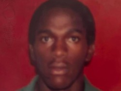 Lirik Lagu Who Knows - Daniel Caesar