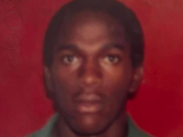 Lirik Lagu Who Knows - Daniel Caesar