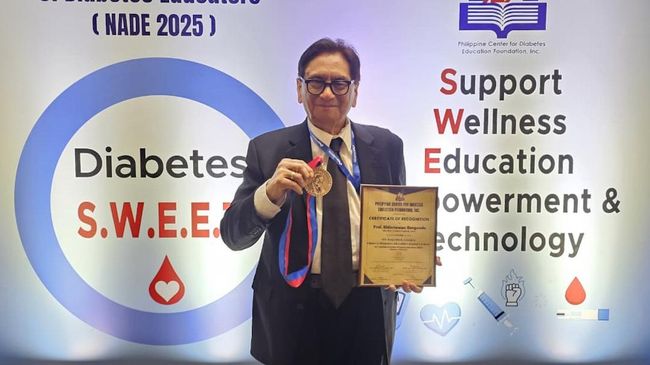 Prof Sidartawan Soegondo dari Eka Hospital mendapat penghargaan internasional atas dedikasinya dalam edukasi dan perawatan diabetes di Asia.