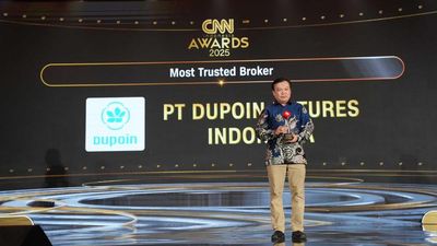 Dupoin Raih Anugerah Most Trusted Broker di CNN Indonesia Awards 2025