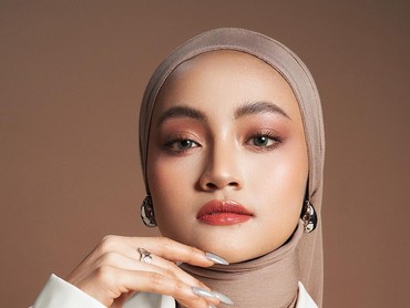 Eltasya Rilis Single Remake 'Harus Terpisah'