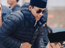 Video Cium Anak Kecil di Panggung Viral, Gus Elham Minta Maaf