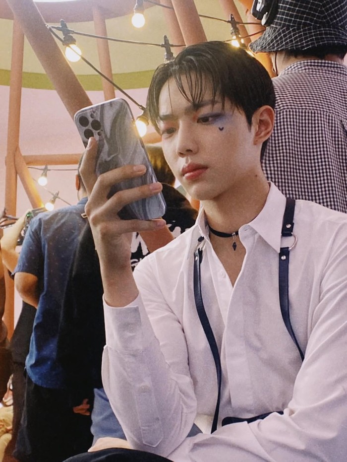 Hidup mandiri sejak usia muda dengan tinggal bersama teman dekatnya, Nam Ki Jeong yang menyadari parasnya menawan dan tinggi badannya proporsional bekerja paruh waktu sebagai model./ Foto: instagram.com/aim0__2