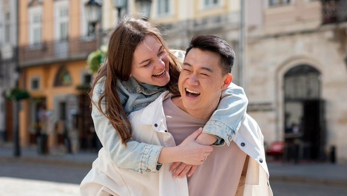 Sederhana Tapi Bermakna, Ini 7 Afirmasi Positif yang Disukai Pasangan