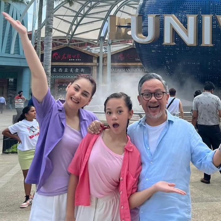 <p>Hari Ayah Nasional diperingati setiap tanggal 12 November 2025. Tak sedikit para artis yang mendapatkan ucapan manis, salah satunya ialah Indra Brasco. Baru-baru ini, putrinya, Nala Kania,&nbsp;memberikan ucapan untuk sang&nbsp;Ayah di hari spesial ini. Momen ini pun dibagikan Nala langsung lewat Instagram miliknya, Bunda. "Selamat Hari Ayah untuk ayah paling luar biasa yang pernah kuminta. Aku saaayanggggg bangett sama yanda SELAMANYAAAA, <em>I love you</em> yandaaa!!" tulisnya melalui Instagram <em>@nala.kania</em>. (Foto: Instagram @nala.kania)</p>