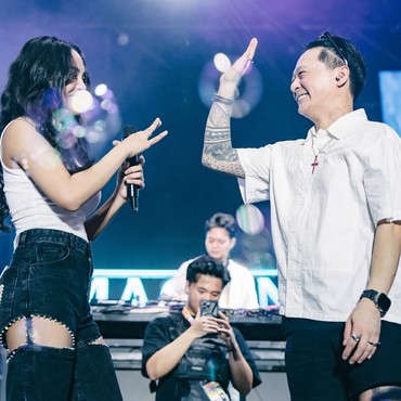 Diselingkuhi DJ Bravy, Momen Erika Carlina Merengek Minta Dinikahi Disorot Lagi