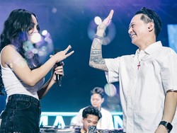 Diselingkuhi DJ Bravy, Momen Erika Carlina Merengek Minta Dinikahi Disorot Lagi