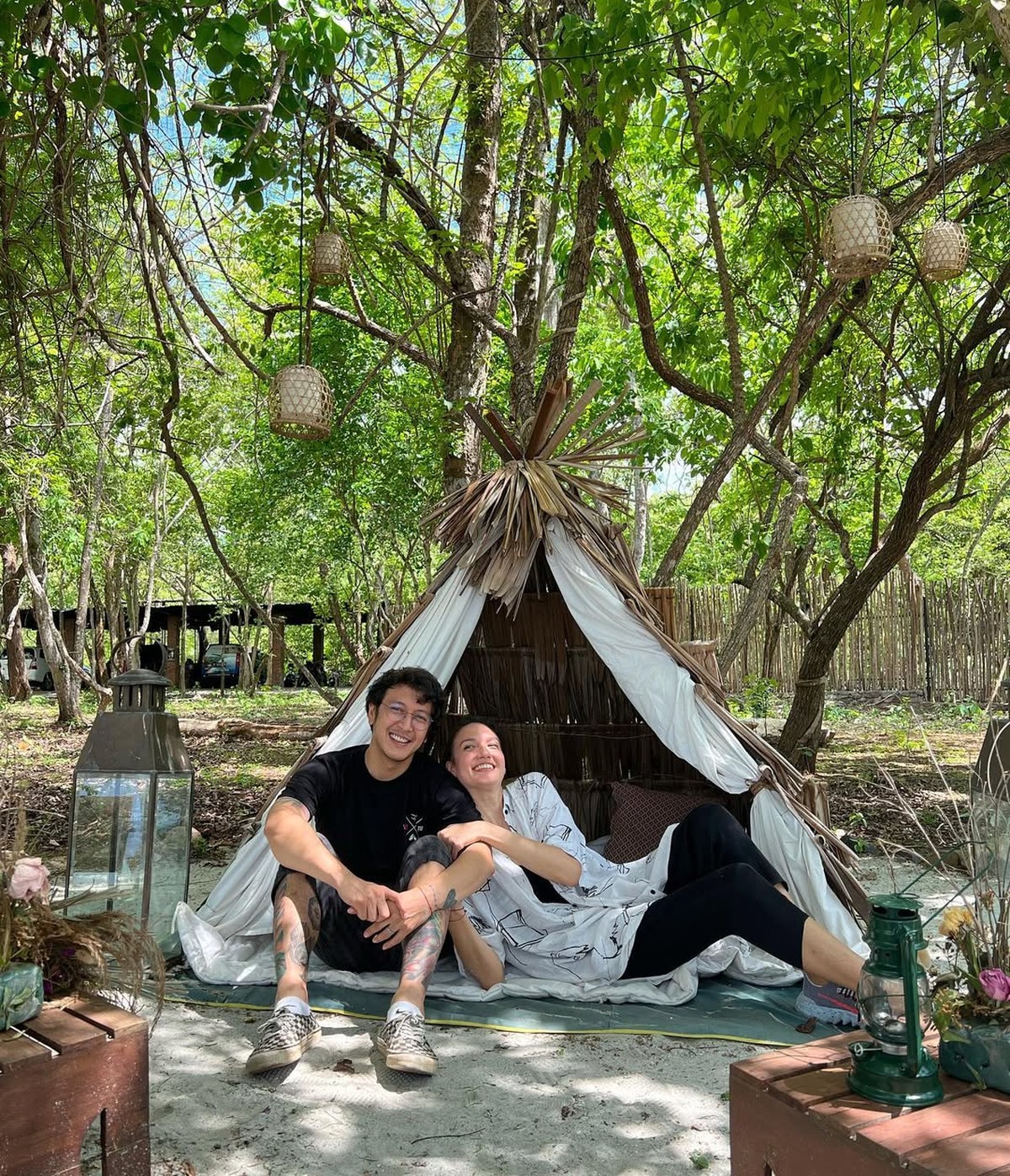 Nadine Chandrawinata dan Dimas Anggara