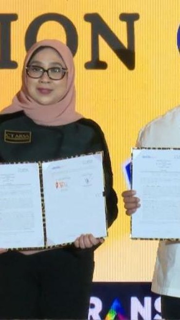 VIDEO: CT Arsa Foundation Gelar Penyematan Guru Muda Pijar