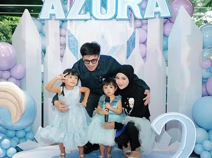 Potret Ulang Tahun Ke-2 Azura Putri Aurel Hermansyah & Atta Halilintar, Meriah Dirayakan Seluruh Keluarga