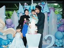 Duo Nenek Goals! Intip 7 Gaya Kompak Kris Dayanti & Ashanty di Pesta Ultah ke-2 Azura