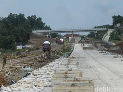 Ini Rute Tol Japeksel yang Bikin Heboh Gara-gara Waktu Tempuhnya