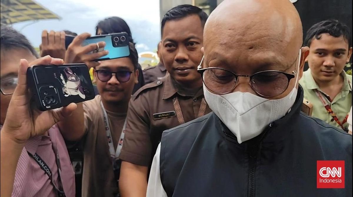 Diperiksa 5 Jam Lebih, Eks Pejabat Kemenag Bungkam soal Kuota Haji