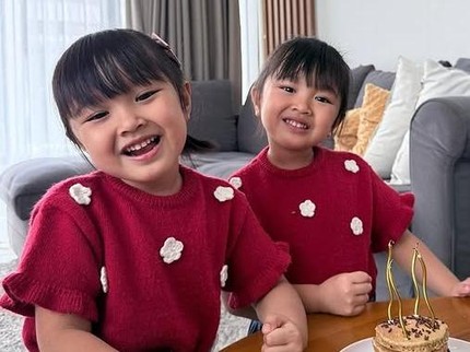 5 Potret Anak Kembar Zivanna Letisha di Usia 4 Tahun yang Jarang Tersorot