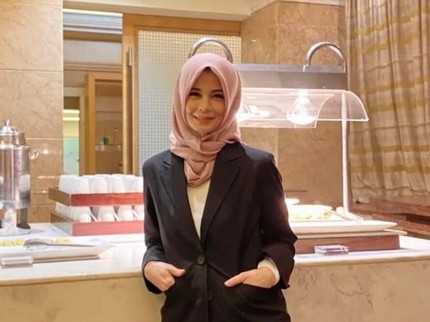 Dahulu Ratu Sinetron, Ini 5 Potret Jihan Fahira Kini Sibuk Jadi Wakil Rakyat