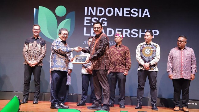 Apresiasi Bumi Global Karbon Foundation ini jadi pengakuan atas komitmen BNI terhadap penerapan prinsip Environmental, Social, and Governance (ESG).