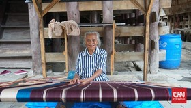 Merajut Asa UMKM Mendunia dari Ulos dan Secangkir Kopi Tanah Batak