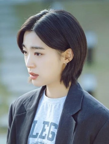 Deretan Potret Memesona Choi Sung Eun, Pemain Drakor Last Summer