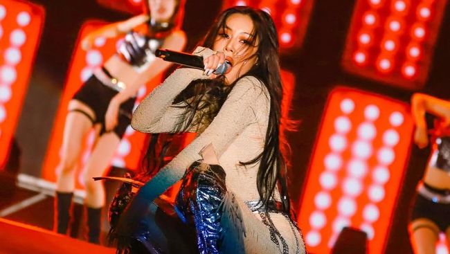 Lirik Lagu Girls Like Me - Jessi