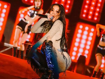 Lirik Lagu Girls Like Me - Jessi