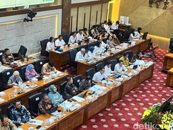 Menkes Usul BPJS Kesehatan Hanya Layani Masyarakat Miskin