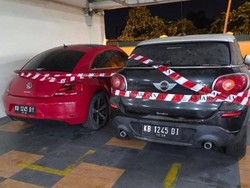 Mini Cooper dan VW di Pontianak Disita, Diduga Hasil Korupsi Dana Hibah