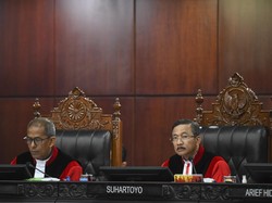 Video MK Tolak Gugatan Jabatan Kapolri Berakhir Ikut Periode Presiden