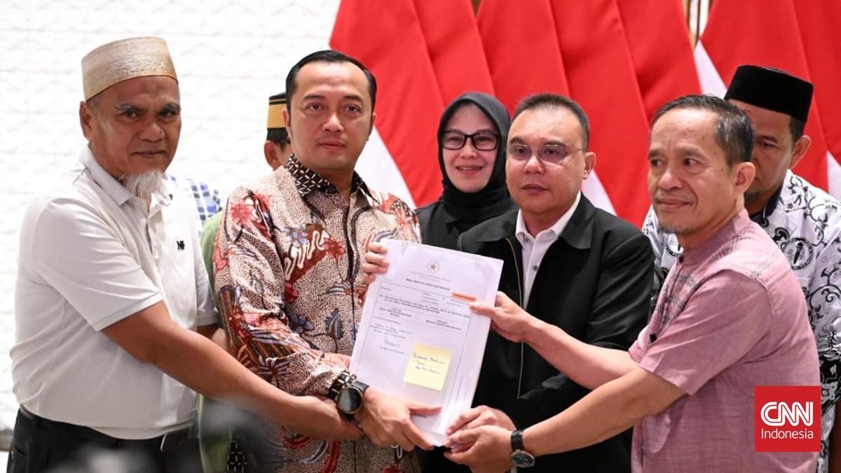 Prabowo Beri Rehabilitasi Pulihkan Hak dan Nama Baik 2 Guru Luwu Utara