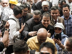 Roy Suryo cs Dicecar Ratusan Pertanyaan di Kasus Tuduhan Ijazah Palsu Jokowi