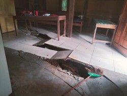 Tanah Gerak Rusak 21 Rumah di Ketanda Banyumas, 89 Warga Diungsikan