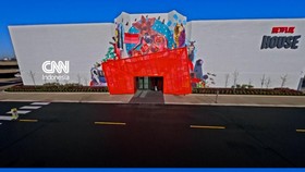 Melihat Serunya Rumah Interaktif Pertama Netflix