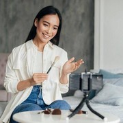 7 Tren Kecantikan yang Paling Menarik Perhatian Sepanjang Tahun 2025