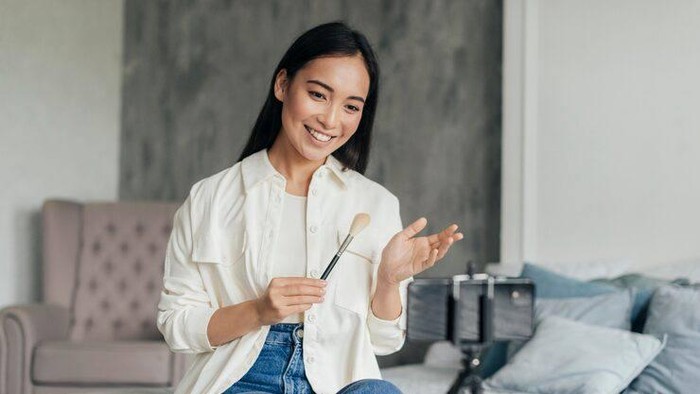 7 Tren Kecantikan yang Paling Menarik Perhatian Sepanjang Tahun 2025