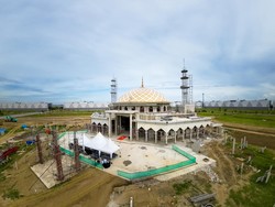 Pembangunan Masjid Al Ikhlas PIK Masuk Tahap Akhir