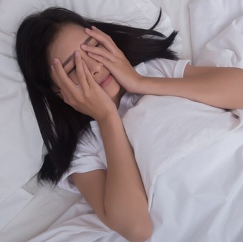 5 Alasan Kamu Masih Sering Mimpi Mantan, Pesan Alam Bawah Sadar!