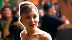 Video: Momen Ariana Grande Hadiri Premier 'Wicked: For Good' di Singapura