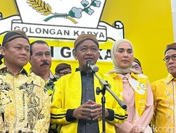 Bahlil ke Penolak Gelar Pahlawan Soeharto: Mudah-mudahan Bisa Ikhlas