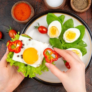 Catat! 5 Makanan yang Sebaiknya Tidak Dikonsumsi dengan Telur