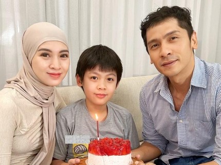 Donita Rayakan Ultah Anak, Intip Potret Vaga yang Minta Kado Diizinkan Makan Mie Goreng di Usia 10 Th