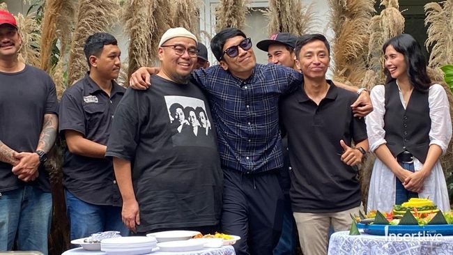 7 Momen Hangat Pertemuan Pemain Warkop DKI dengan Anak-anak Mendiang Dono dan Kasino