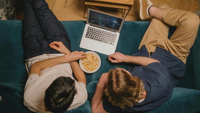 Kepribadian orang yang suka horor berdasarkan tipe kepribadian OCEAN.