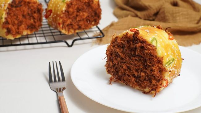 3 Resep Roti Gulung Abon Anti Gagal yang Enak dan Super Lembut, Bikin Ketagihan!