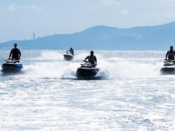 Zita Anjani Buka Lamsel Fest 2025 dengan Aksi Jetski Lintas Pulau Sejauh 30 Km