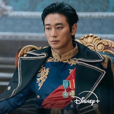 Tim Produksi Minta Maaf Atas Kontroversi Kostum Ju Ji Hoon di 'The Remarried Empress'