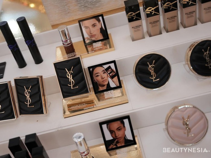 Koleksi YSL Beauty sebagai hadiah perayaan diri sendiri dan orang tersayang